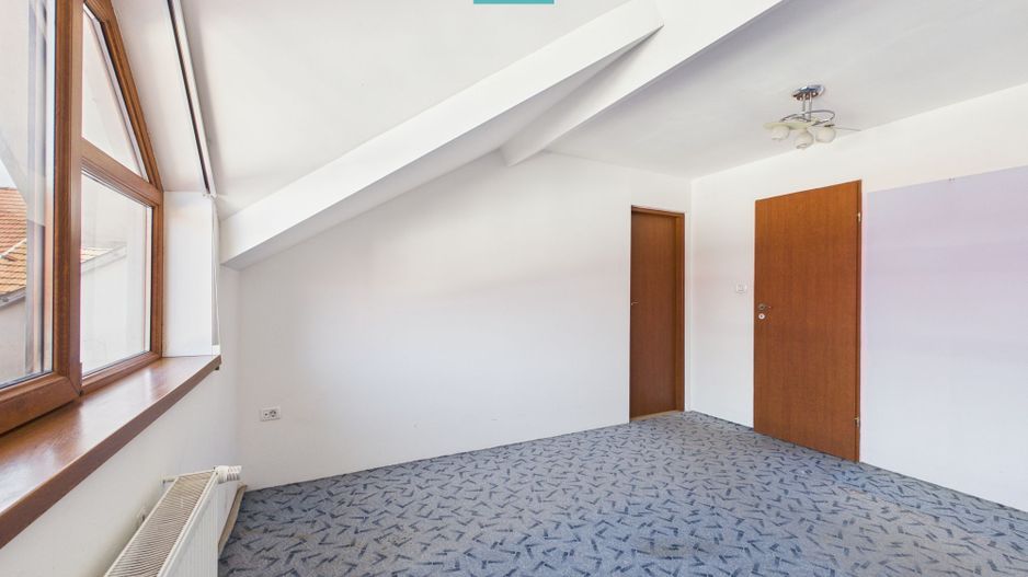 Apartament pe 3 niveluri - ultracentral, Arad - Poză 16