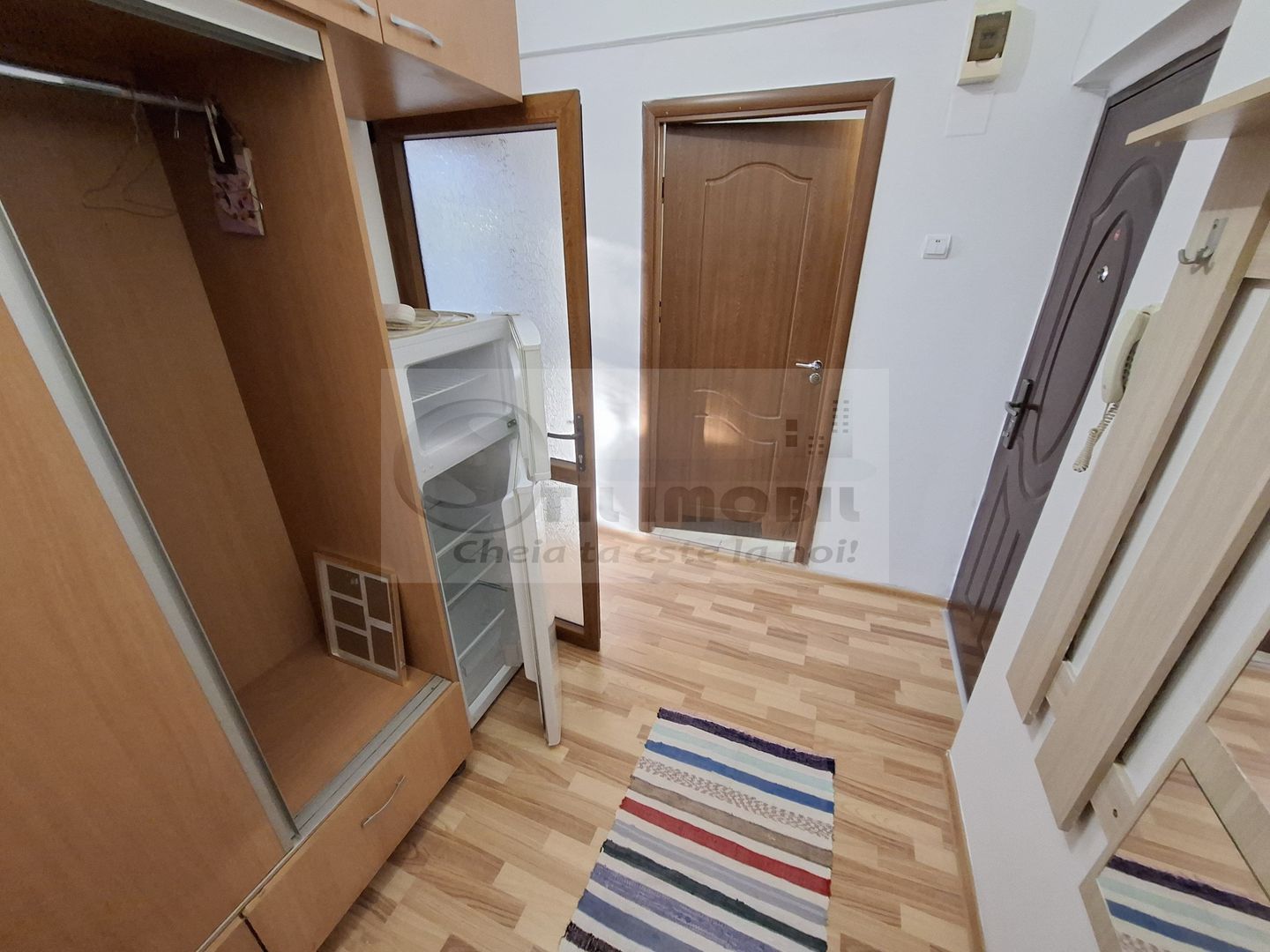 Garsoniera mobilata si utilata de inchiriat in Iasi, zona Granit - Poză 10