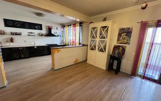 VANZARE VILA  5 camere + mansardă /Cartierul Latin – Prelungirea Ghencea - Poză 3