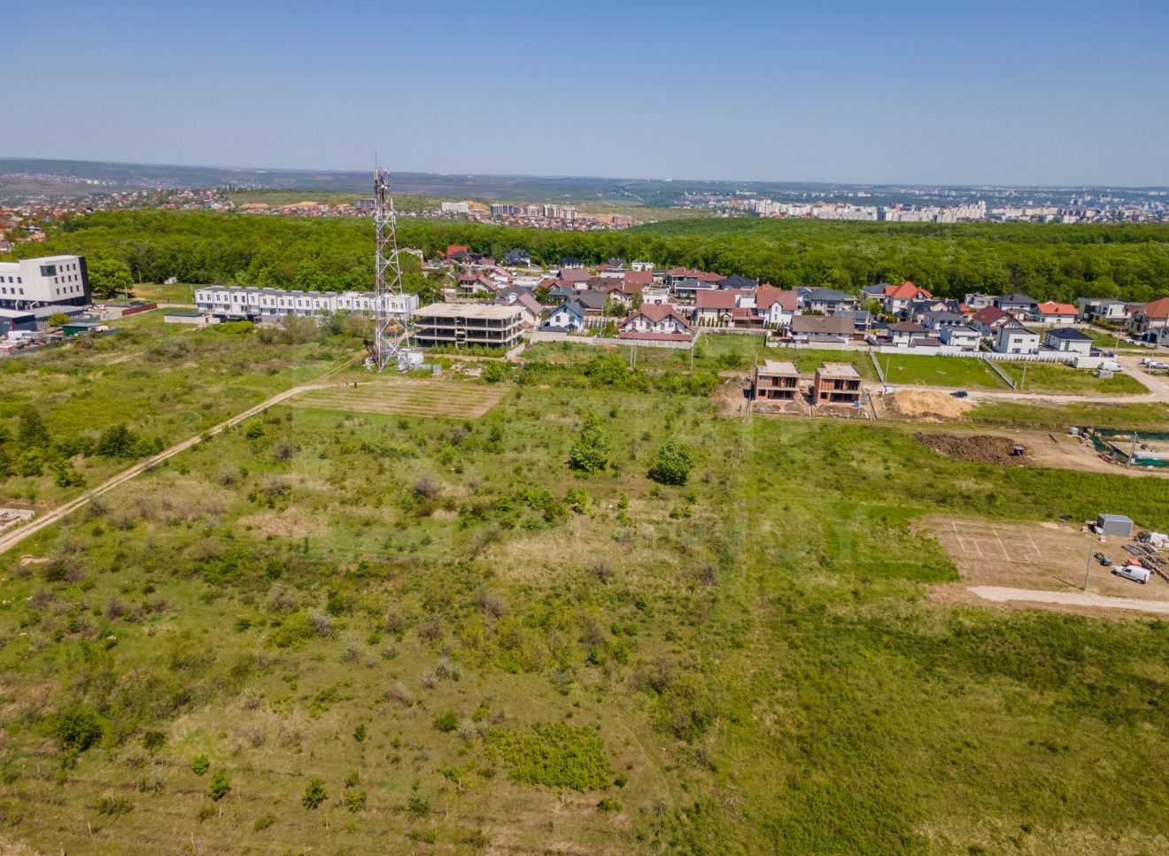 Vânzare, teren pentru construcție, str. Poiana Domnească, Durlești - Poză 2