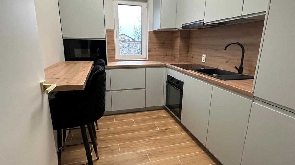 Apartament decomandat 2 camere Superfinisat cu Parcare - Poză 5