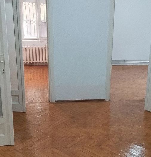 APARTAMENT NEMOBILAT SPATIOS METROU UNIVERSITATE - Poză 10