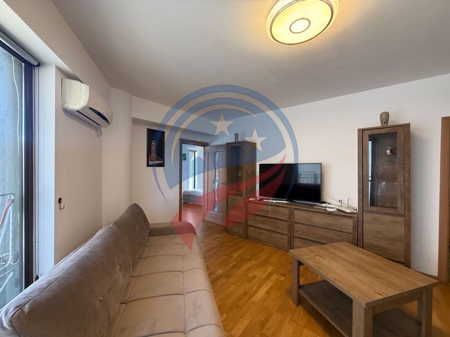 Apartament 3 camere/de inchiriat/1 mai/Ciuperca - Poză 1