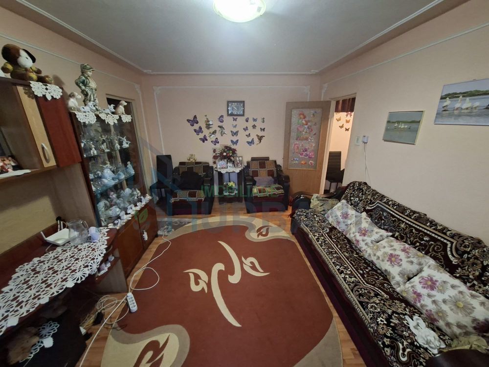 Apartament cu 3 camere, semidecomandat, zona Dacia, Iași - Poză 4