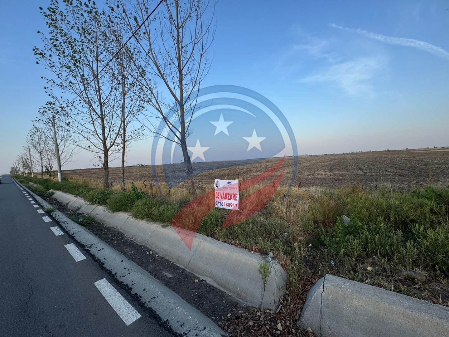 Teren generos, situat pe drum asfaltat între Craiova și Pielești - Poză 1