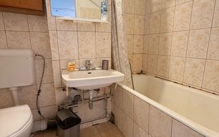 Etajul 2/ Apartament cu 2 camere/ 56mp/ zona Podu Ros - Poză 8