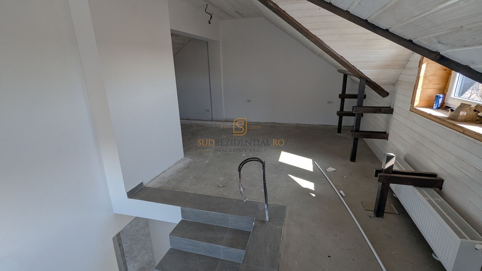 Vila excelenta tip duplex, P+1+Mansarda, Comuna Berceni - Poză 14