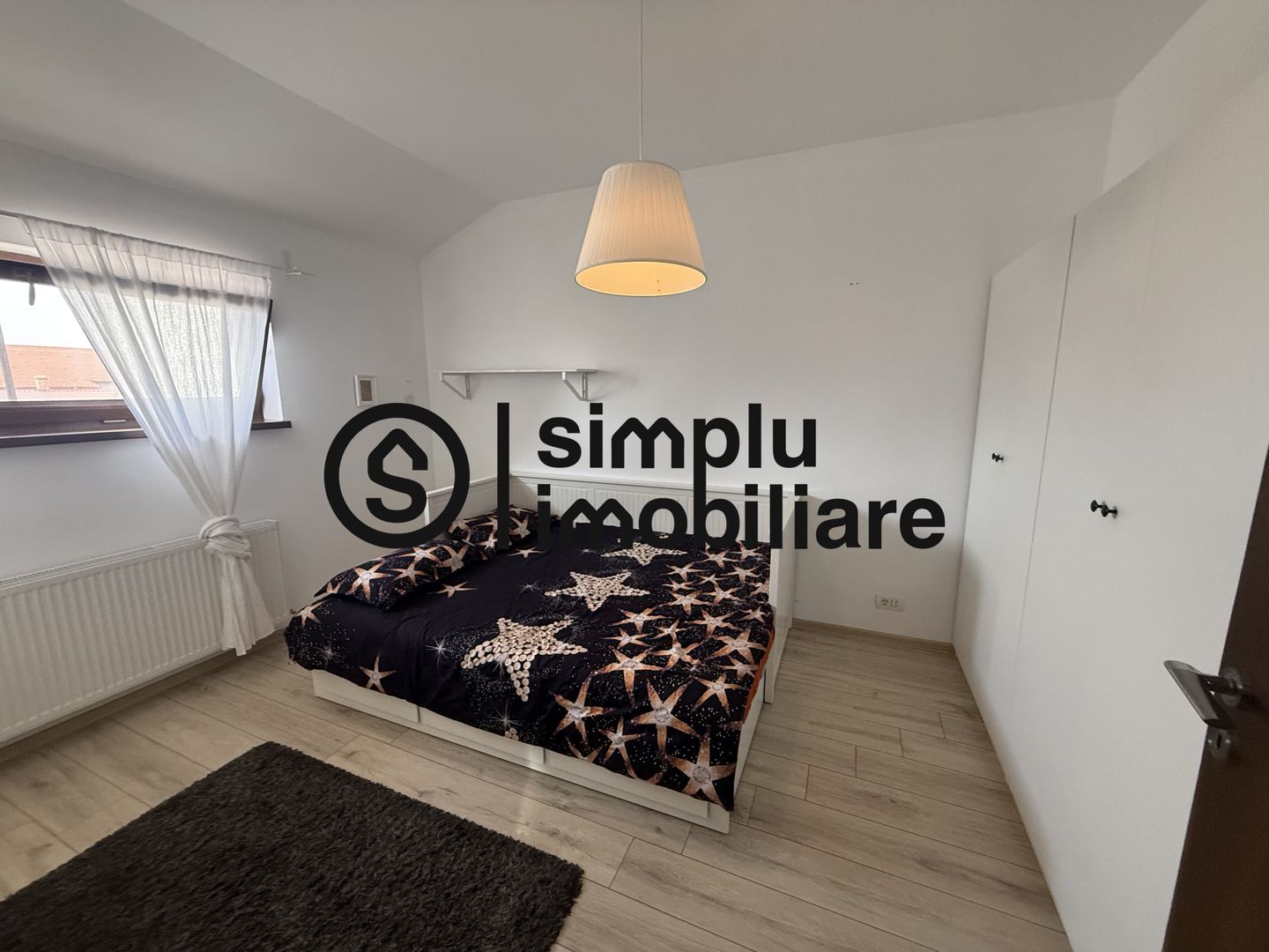 Casa centrala zona Siloz P+M - Poză 3