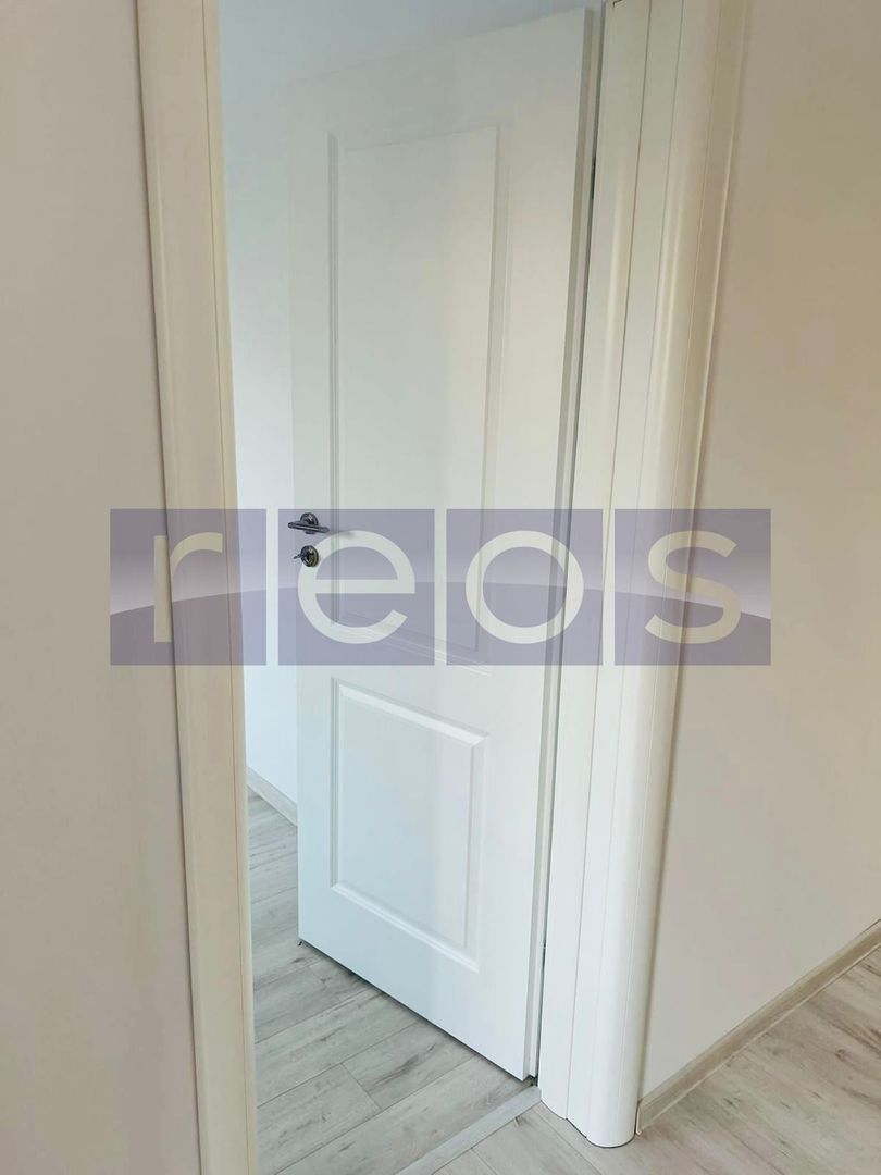 VILA DE VANZARE CORBEANCA 450 MP 6 CAMERE - Poză 11