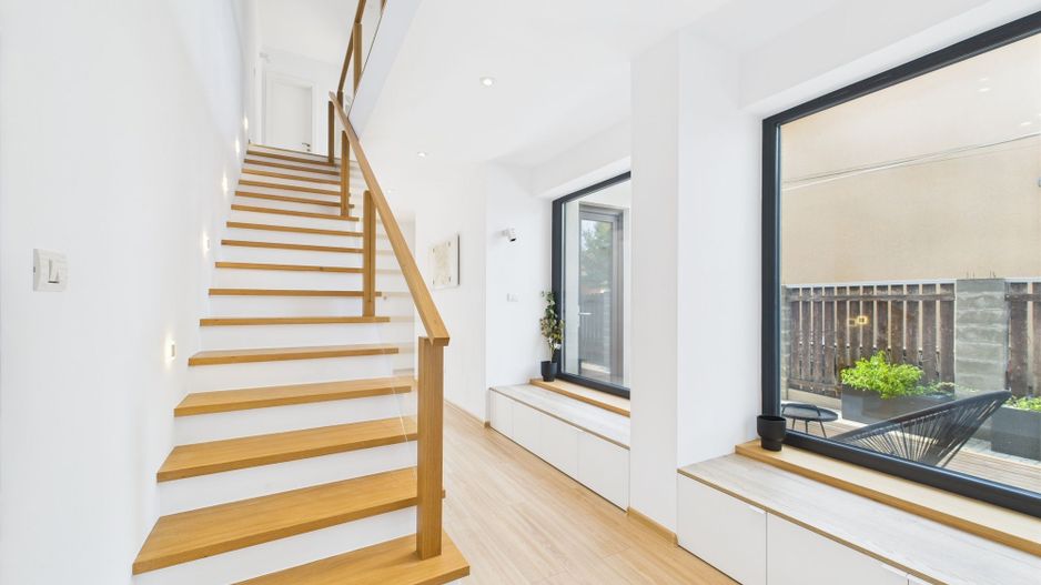 Casă modernă și elegantă, mobilată și utilată - Poză 7