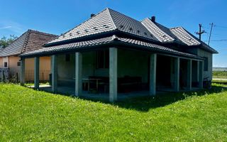 Gospodarie moderna completa de vanzare in Aciua, jud. Satu Mare - Poză 1