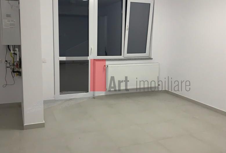 Apartament 3 camere nemobilat Dobroiesti - Poză 1