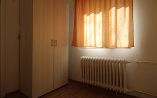 2 camere, vis a vis de Spitalul Judetean, ideal pentru doctori sau studenti - Poză 7