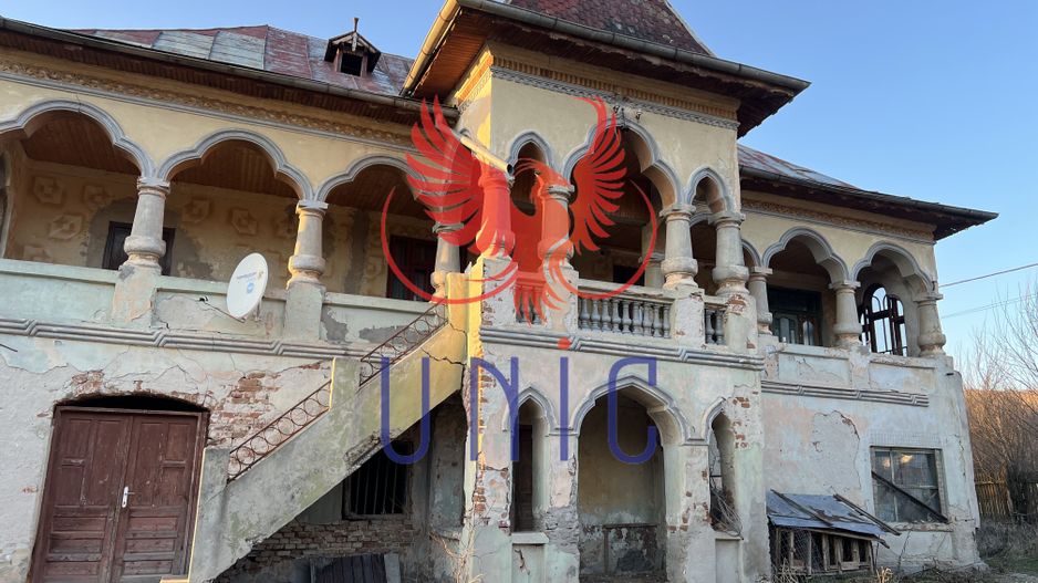 Conac Simnicul de sus Sat Cornet - Poză 1