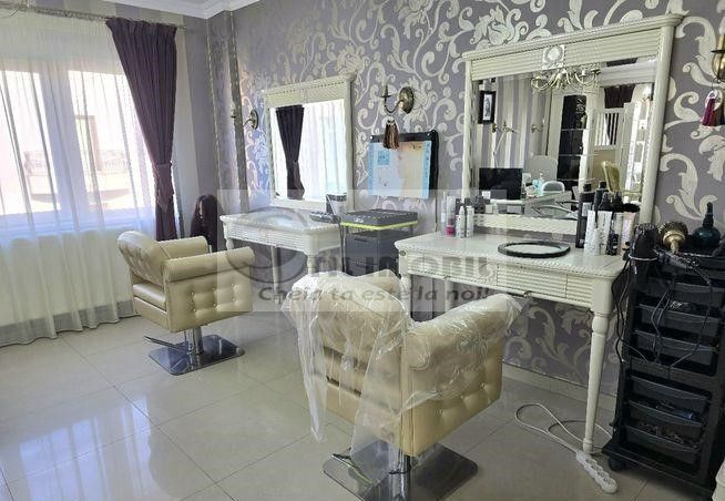 Inchiriez salon de infrumusetare mobilat Str.Primaverii(Pașapoarte) - Poză 3
