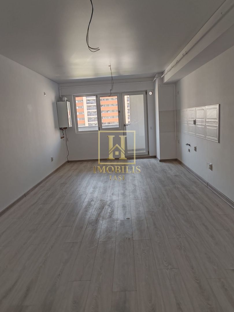 Apartament 2 camere Living+ Bucatarie 50 mp Copou 100500 euro - Poză 1