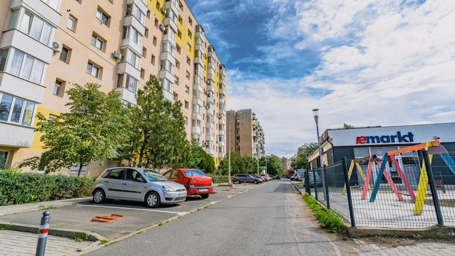 Apartament cu 2 camere de închiriat la Fortuna! - Poză 1