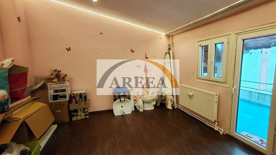 PRET BUN - casa 5 camere, curte individuala - metrou C-tin Brancoveanu - Poză 9