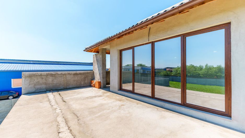 Vilă cu arhitectură modernă în Săcălaz - Poză 5