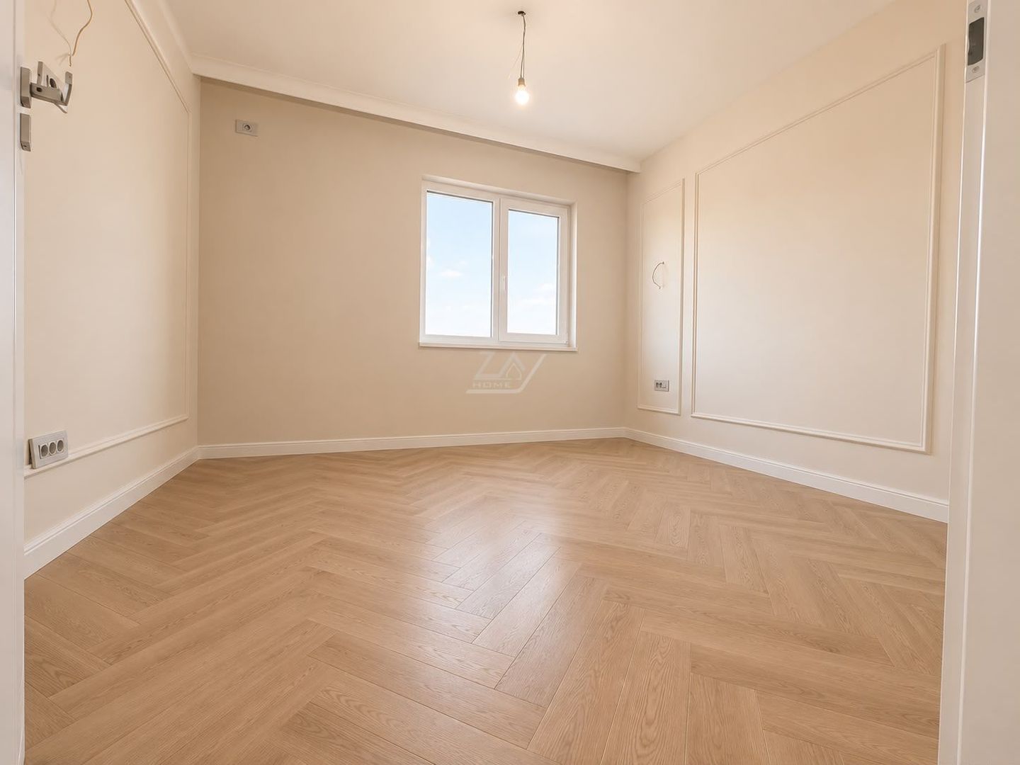 Duplex despartit prin camera tehnica! 5 camere, 3 bai. - Poză 4