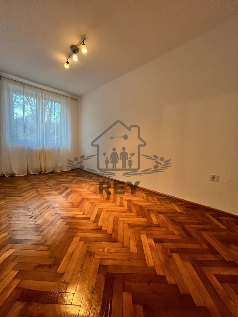 Apartament 3 camere – Etaj 1 | Zona CEC - Poză 12