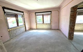 Casă semifinisată, 4 camere, 350 mp teren, la asfalt, zona Centru - Poză 6