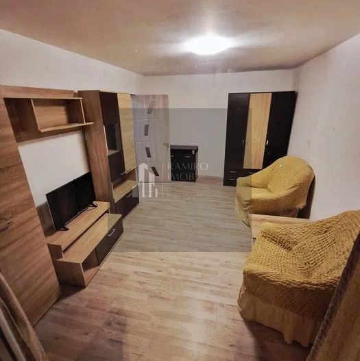 Apartament 2 camere decomandat Piata Resita Sector 4 - Poză 2
