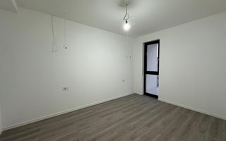 Duplex 1/2 4 camere, 3 băi, la strada principală Mosnita Veche - Poză 10