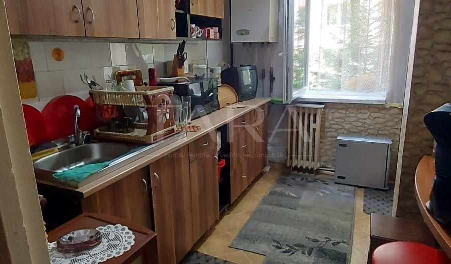 Apartament 2 camere, semidecomandat, parter înalt – zonă Dâmbul Rotund - Poză 4