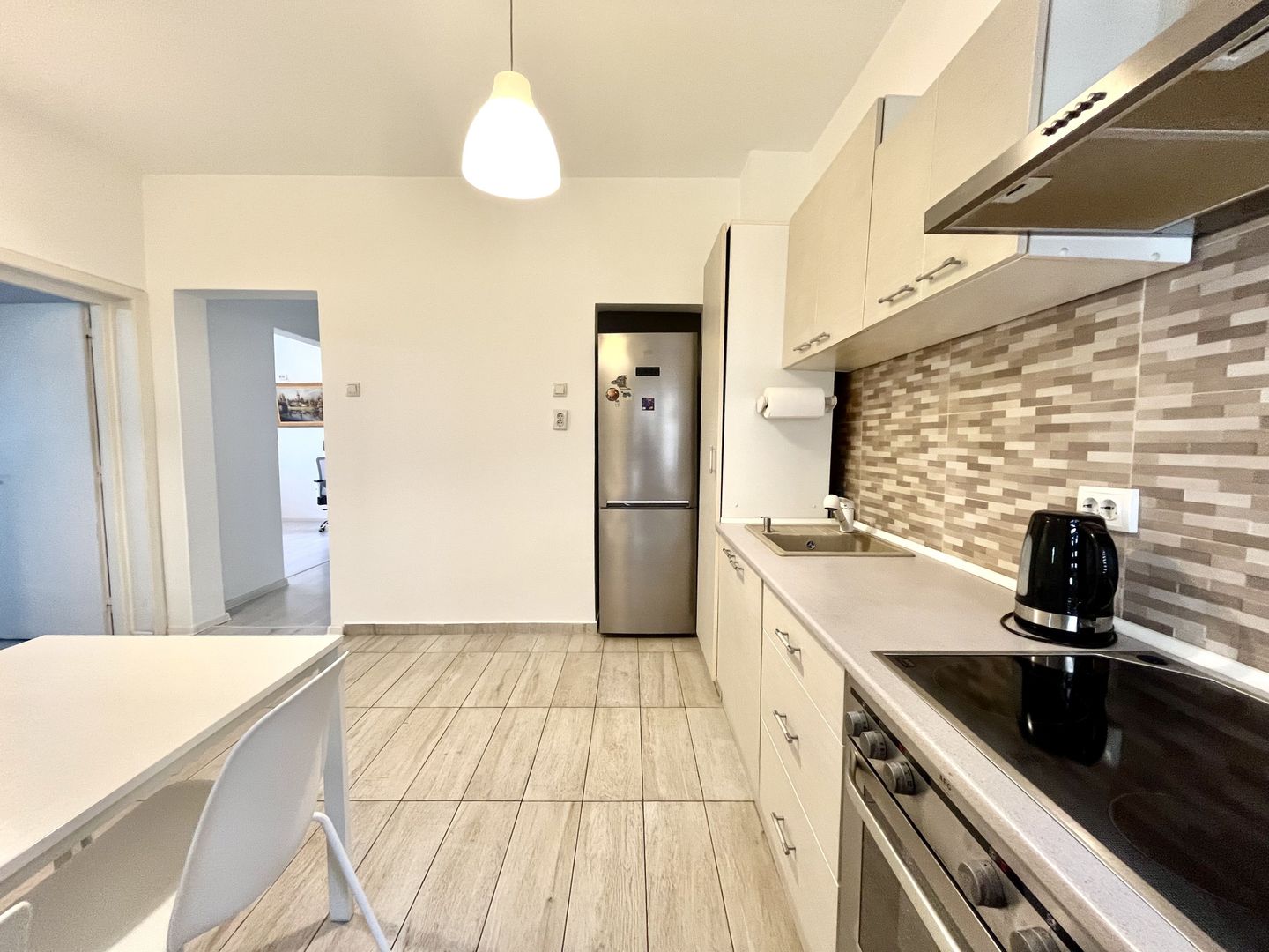 Apartament deosebit cu 3 camere, garaj, cu vedere unică la râul Bega - Poză 11