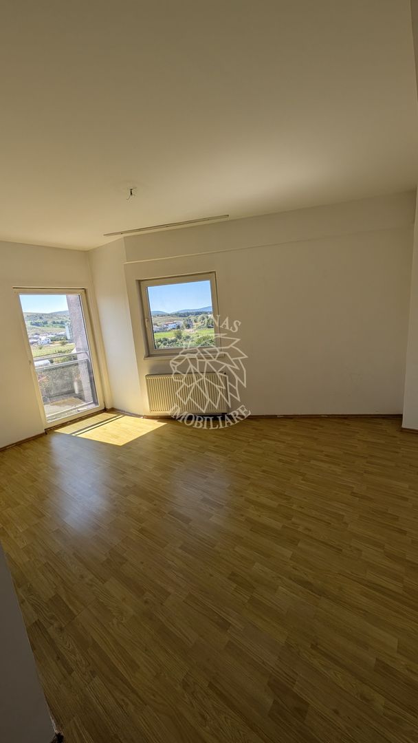 Apartament 3 camere+balcon 113 mp-lift-Zona Independentei - Poză 3