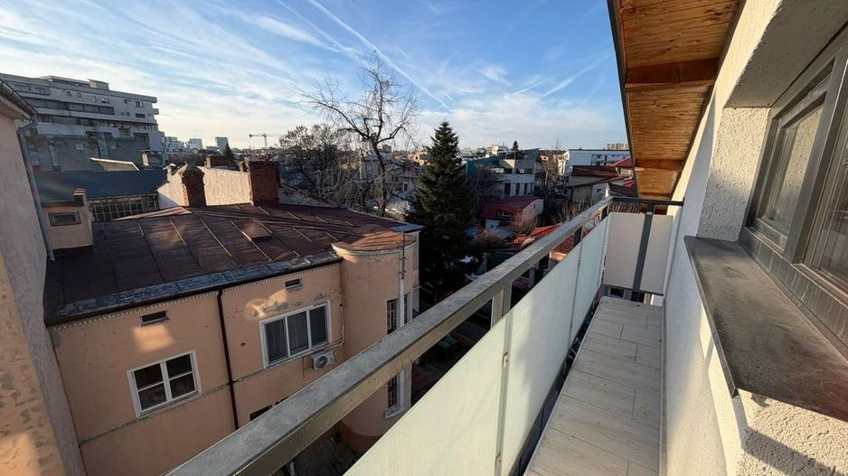 Apartament 3 camere nemobilat,nelocuit bloc nou + loc parcare - Poză 7