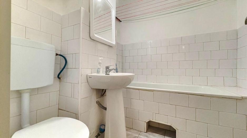Apartament cu 3 camere de vânzare în zona Aradului - Poză 10