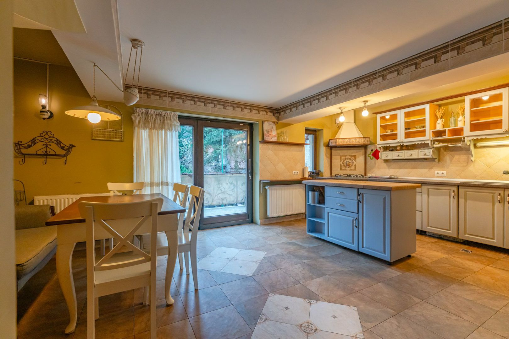 Casă individuală cu 7 camere lângă AFI Mall, ideală pentru birouri sau locuință - Poză 4