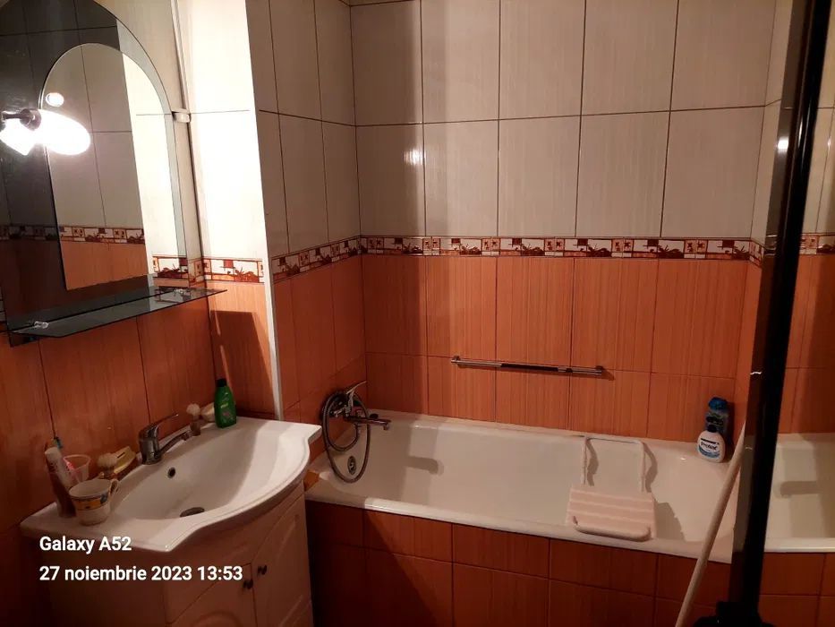 Apartament 3 camere, Micro 16 - Poză 5
