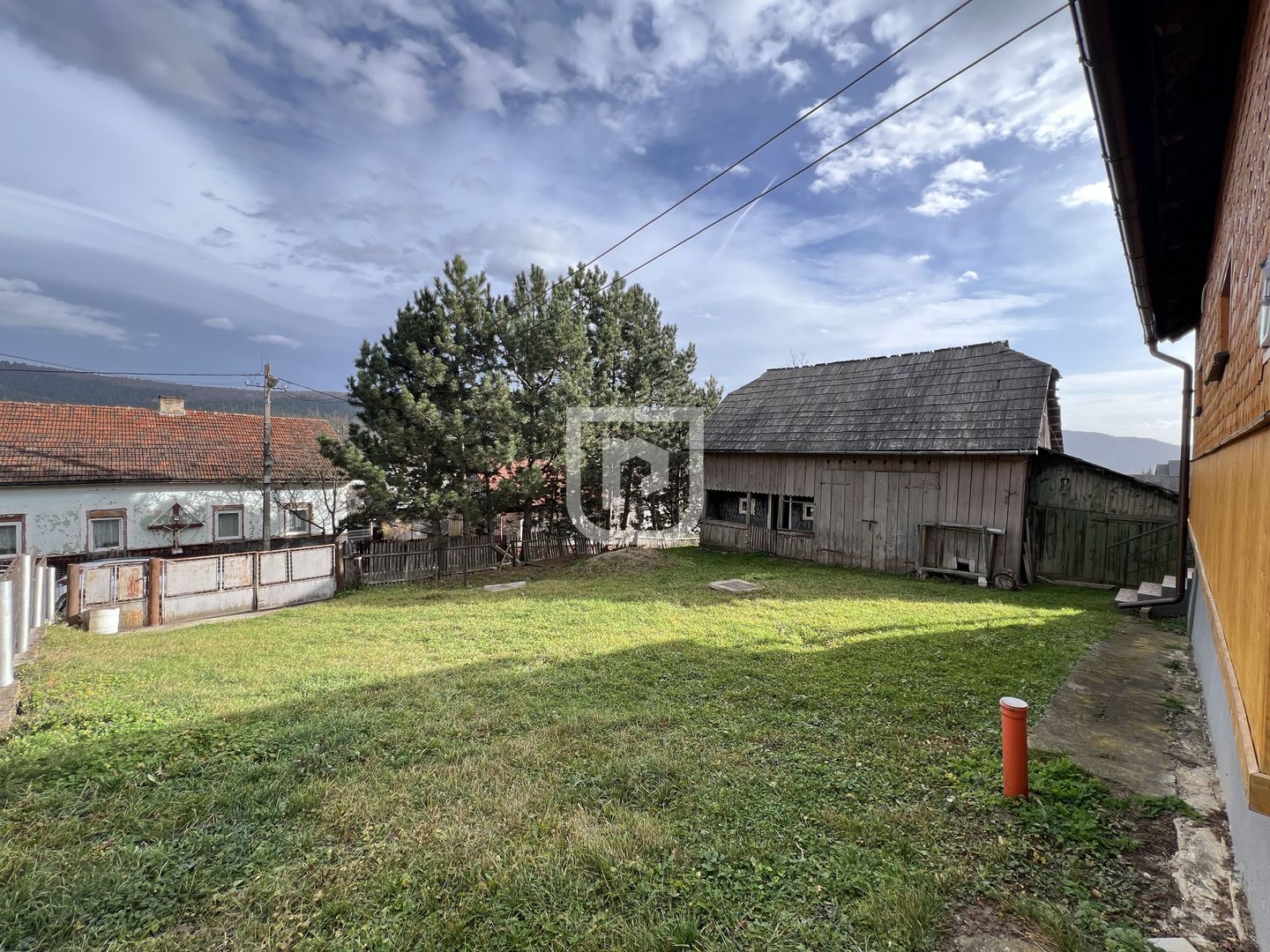 Casa din barne cu 3 dormitoare si pardoseala Gura Humorului - Poză 19