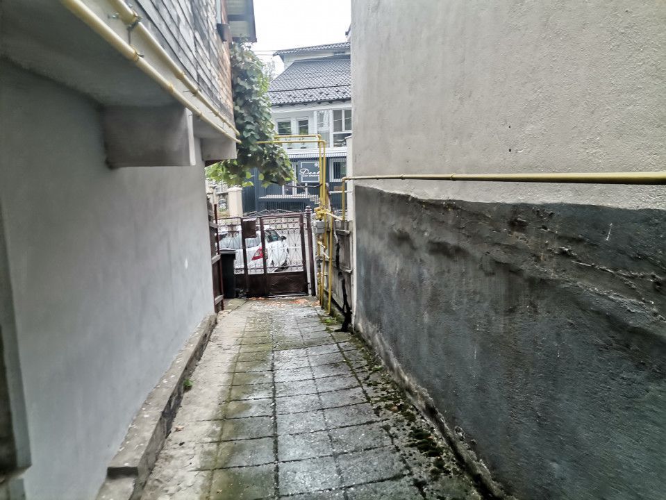 Vanzare casa veche, strada Trivale - Poză 3