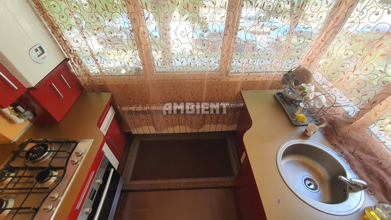 DE ÎNCHIRIAT - Apartament 2 camere, mobilat și utilat, zona CARTIER; - Poză 3