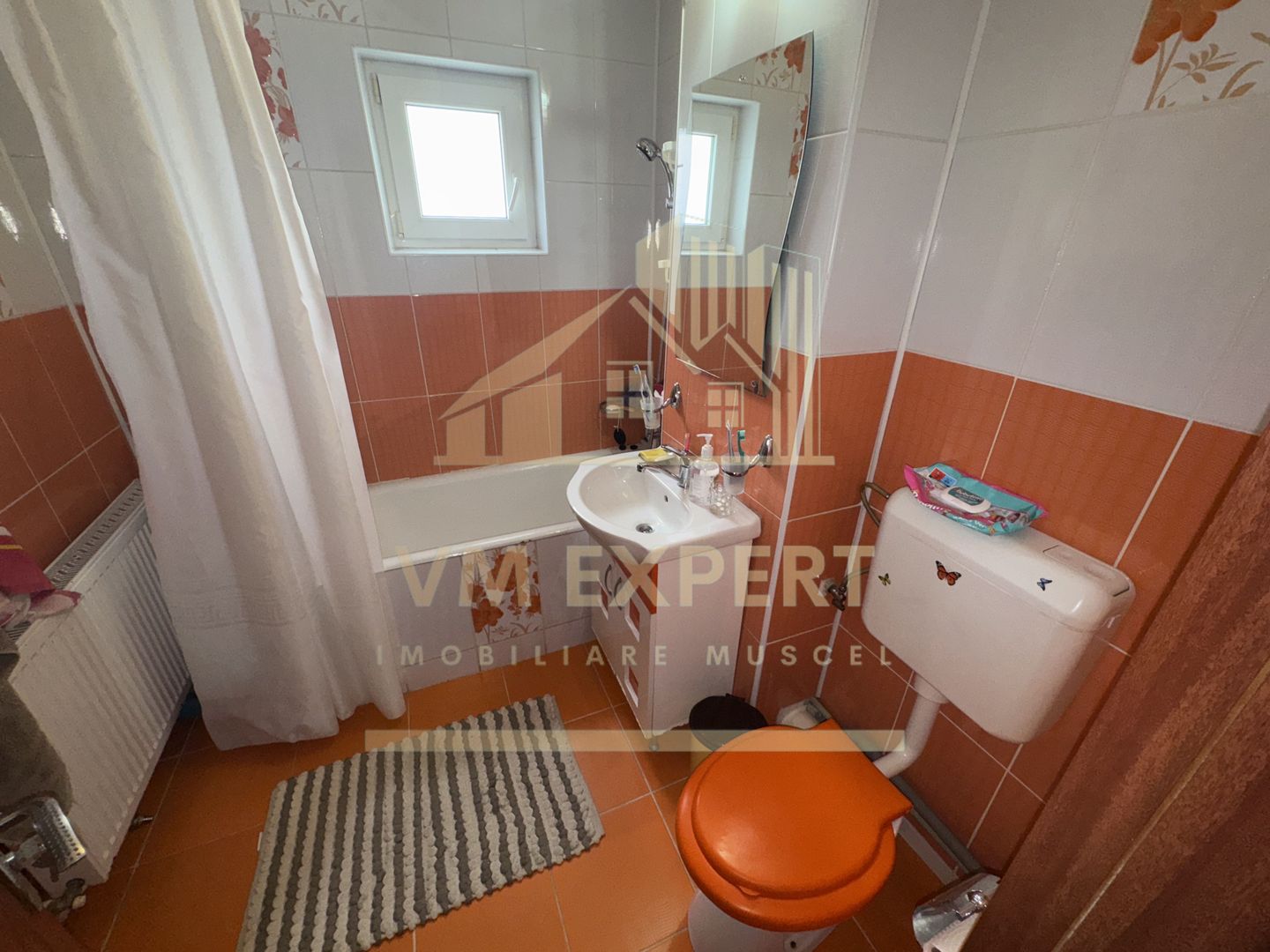 APARTAMENT 3 CAMERE ETAJ 4 VISOI - Poză 13