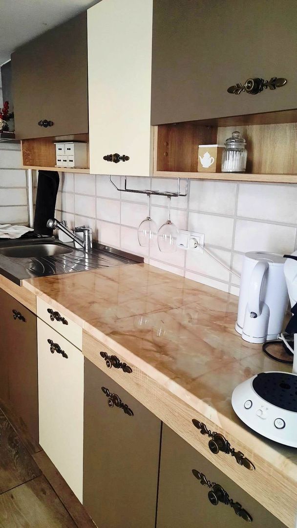 Studio renovat mobilat si utilat,Brasov,centrul istoric - Poză 5