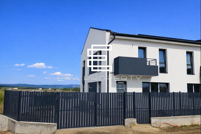 Casă nouă, cu pivniță, pod și 3 dormitoare – situată pe colț - Cisnadie - Poză 2