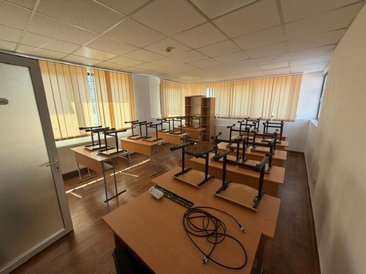 Clădire Multifuncțională 800 mp | Renovată 2024 | Ideală pentru Clinică, Birouri - Poză 6