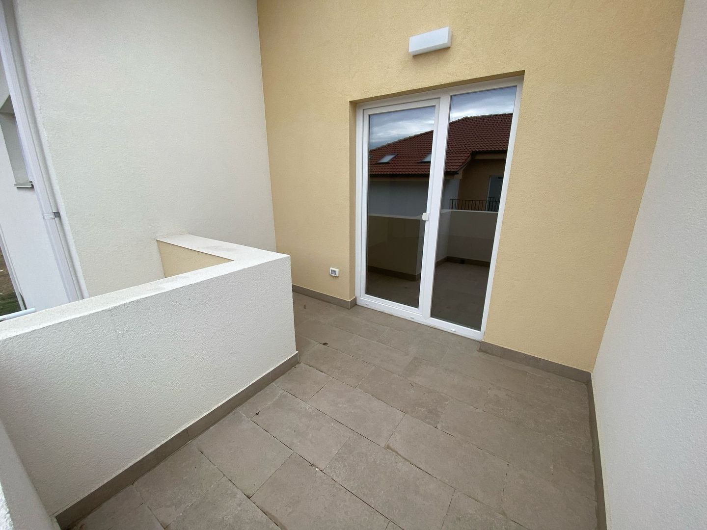 Giroc-Neptun | 2-3 Camere | Centrala proprie | Loc de parcare - Poză 9