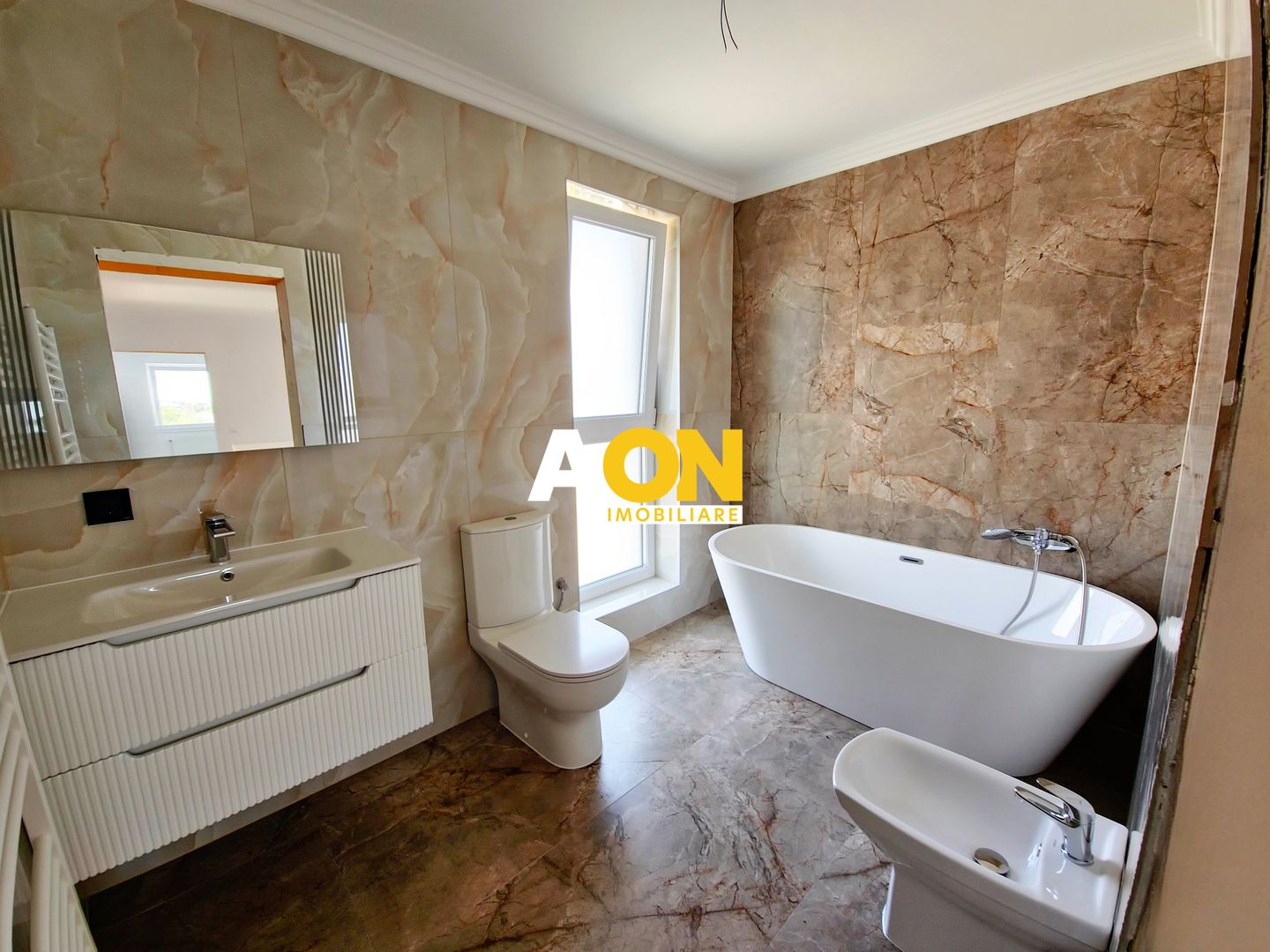 Casa 4 camere, cu predare la cheie, 324 mp teren, Micesti - Poză 12