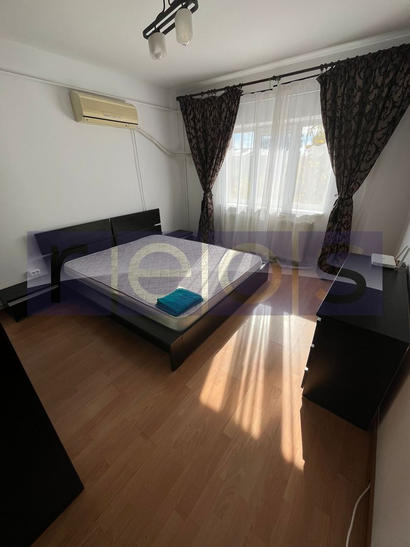 De vanzare apartament 3 camere Bd Dacia decomandat 2 bai 79 mp utili - Poză 4