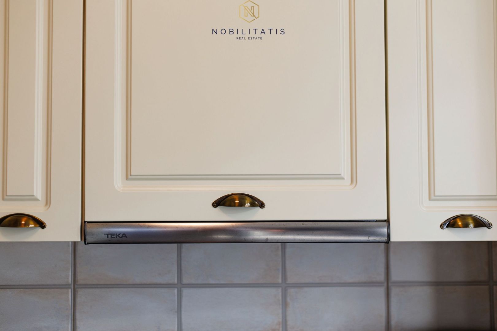 Apartament de Lux cu 3 Camere & Curte Privată de 212 mp în Timișoara - Poză 35