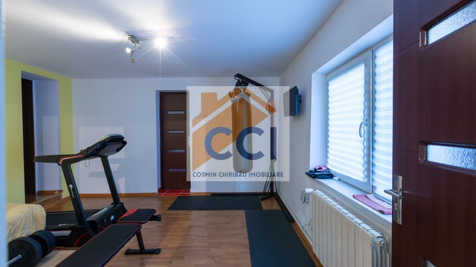 Proprietate exclusivistă ultracentrală -eleganță, spațiu și rafinament - Poză 48