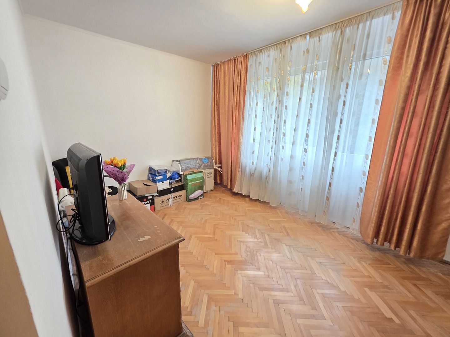 Apartament 3 camere bloc reabilitat Berceni - Emil Racovita - Poză 2