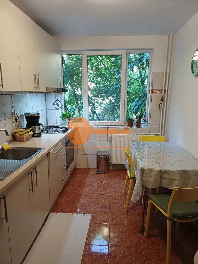 Apartament cu 4 camere in zona Gorjului la 7 minute de Metrou - Poză 2