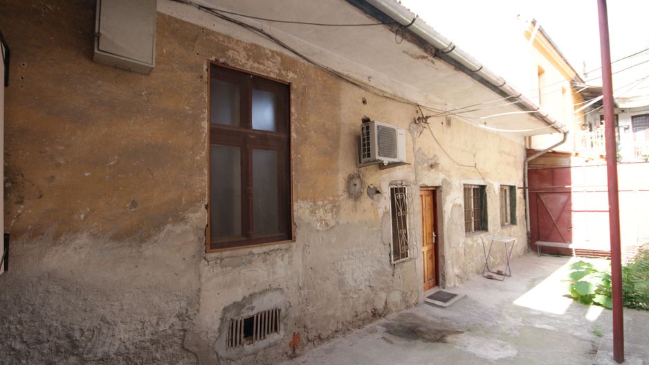 Casa cu apartamente si SAD -uri in zona Traian - Poză 25